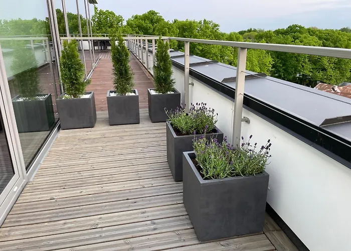 Апартаменты Esplanaadi With Roof Terrace Пярну